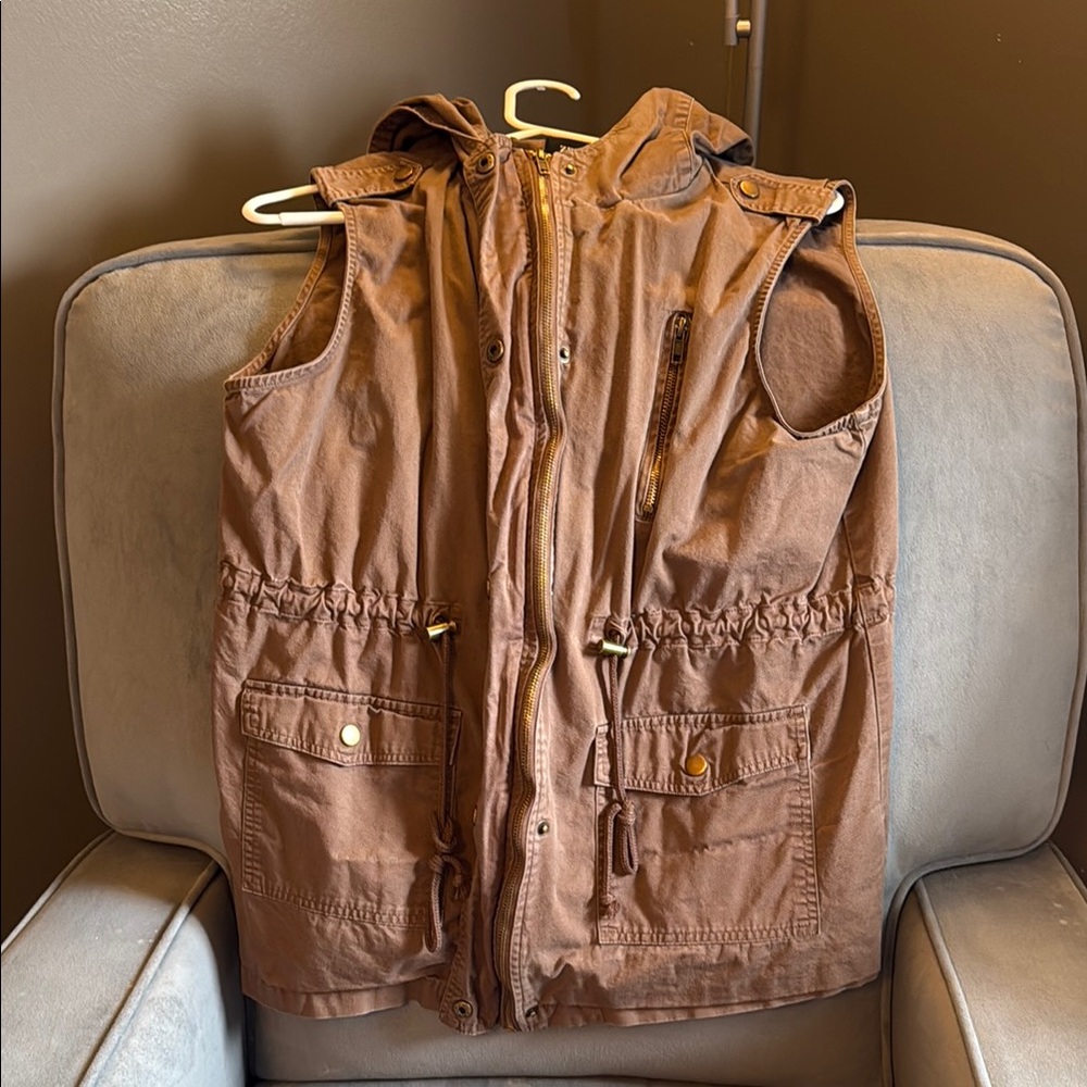 Zenana Outfitters Brown Utility Vest